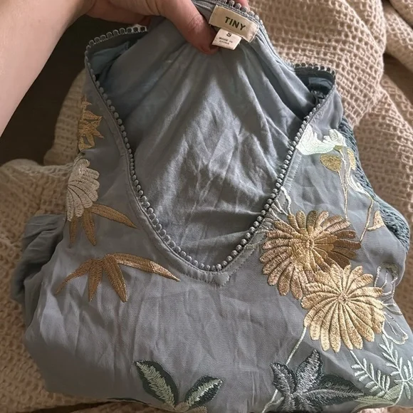 Anthropologie Tiny Frances Long Sleeve Ruffled Top Embroidered Blue Yellow - Picture 5 of 7